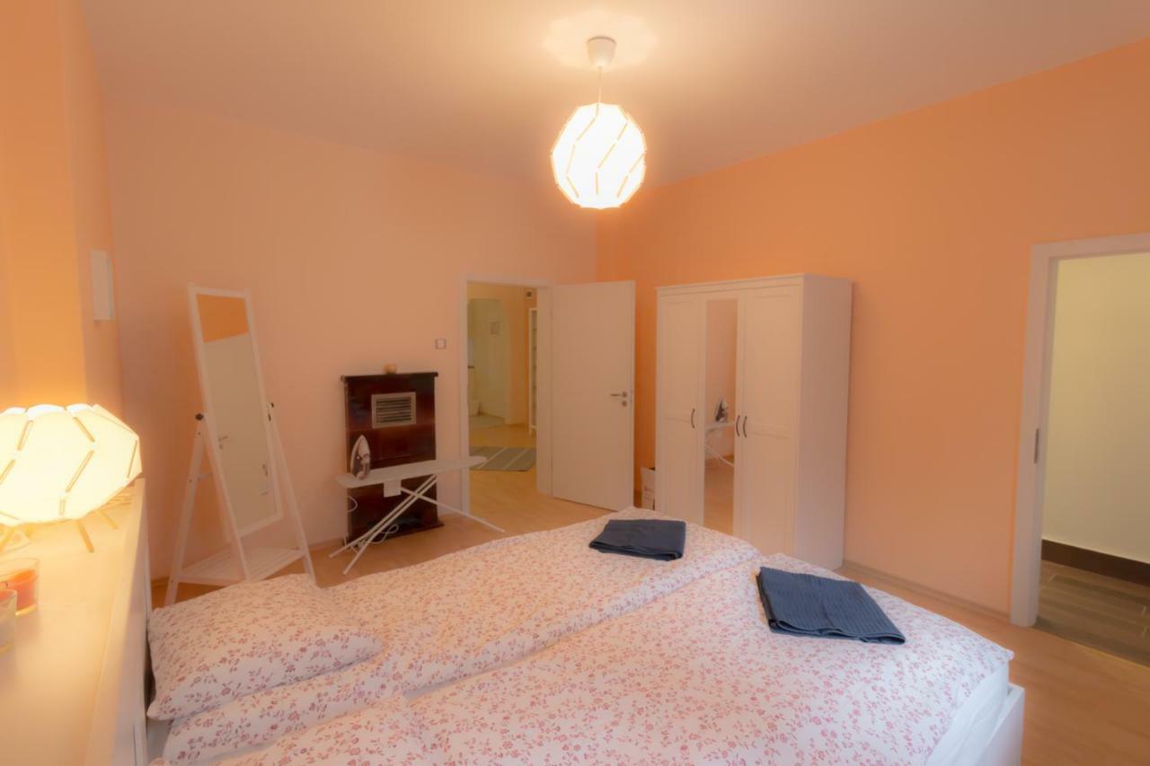 Charming Central Home With Garden Near Parking And Ndk Sofia Ngoại thất bức ảnh