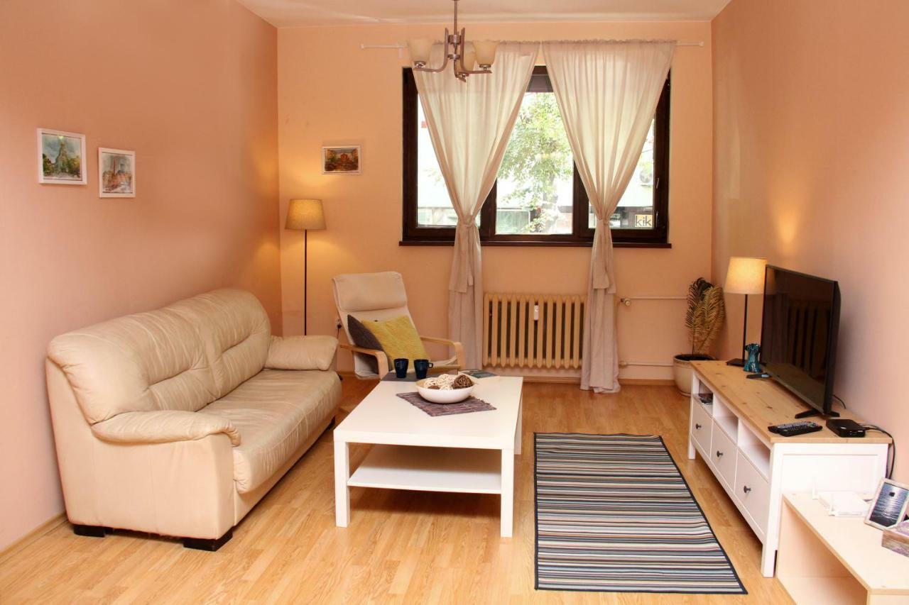 Charming Central Home With Garden Near Parking And Ndk Sofia Ngoại thất bức ảnh
